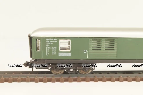 Вагон багажный, (number 60 80 92-40-211), 4-х осный, DB, Epoche IV (1970–1985) с освещением, зеленый, 0324, Arnold 1:160 (N) 