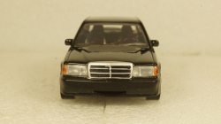 MERCEDES 190 2.3 - 16 1984 BLACK METALLIC, Norev 1:43