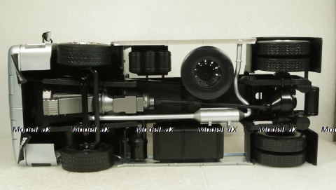 Scania 143 Streamlinie, silver/black 1995, RK180103, Road Kings 1:18