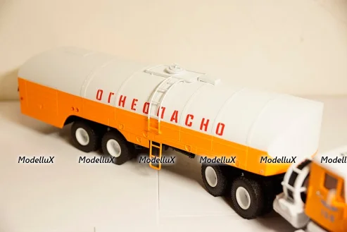 Зил-4331Ц синий/желтый, з-д Вега 1:43 