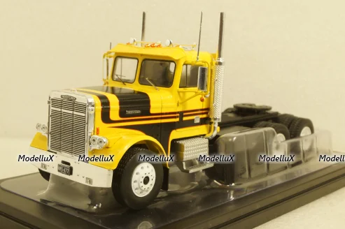 Frieghtliner FLC 120 64T yellow / black, TR116, IXO 1:43 
