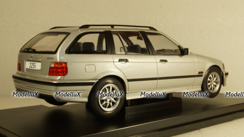 BMW 3rd E36 Touring 1995 silver, MCG18156, MCG 1:18