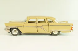 Газ-13 Чайка, бежевая, апрель 1989г, Тантал/Радон 1:43