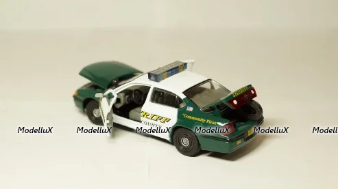 BMW 3rd E36 Touring 1995 red, MCG18154, MCG 1:18