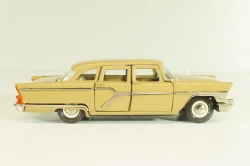 Газ-13 Чайка, бежевая, апрель 1989г, Тантал/Радон 1:43