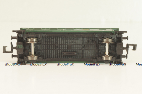Вагон пассажирский 3 -й клас, (number 055 878), 2-х осный, DRG, Epoche II (1920 - 1950) с освещением, зеленый, 8067, Fleischmann 1:160 (N)