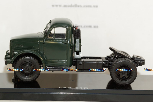 ВАЗ 2102 Жигули LADA Милиция СССР 1970, T9-1800233, Triple9 1:18