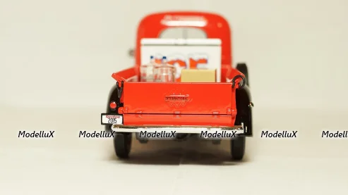 Mercedes NG 1632 1973 white, RK180043, Road Kings 1:18