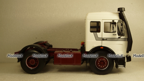 Mercedes NG 1632 1973 white, RK180043, Road Kings 1:18