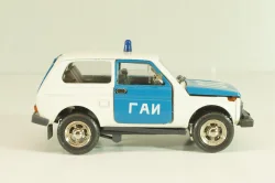 Ваз-2121 Нива, ГАИ, май 1995г., Тантал/Радон 1:43