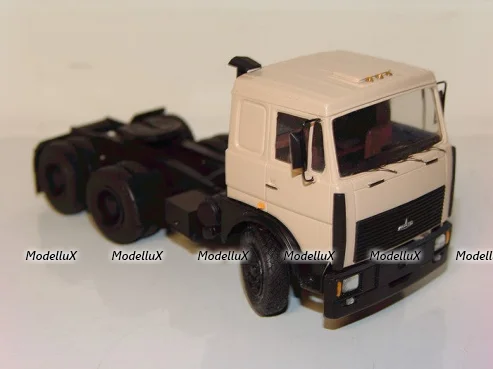Berliet PMH 12 6x4 Cement Mixer Beton de Paris, yellow 1969, Hachette 1:43