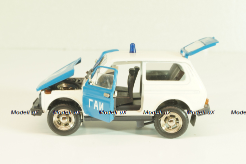 Ваз-2121 Нива, ГАИ, май 1995г., Тантал/Радон 1:43