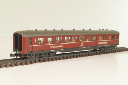 Вагон ресторан (number 51 80 88-40 223-6), 4-х осный, DB, Epoche IV (1970–1985) с освещением, красный, 02268A, Roco 1:160 (N)
