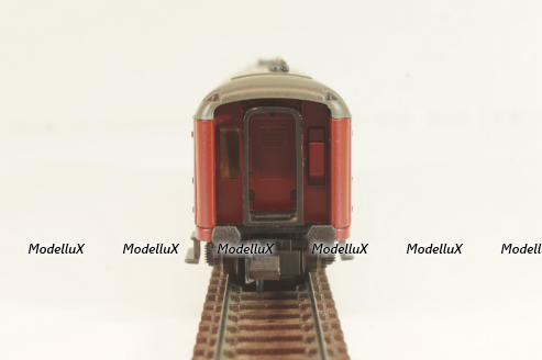 Вагон ресторан (number 51 80 88-40 223-6), 4-х осный, DB, Epoche IV (1970–1985) с освещением, красный, 02268A, Roco 1:160 (N)
