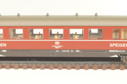 Вагон ресторан (number 51 80 88-40 223-6), 4-х осный, DB, Epoche IV (1970–1985) с освещением, красный, 02268A, Roco 1:160 (N)