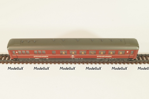 Вагон ресторан (number 51 80 88-40 223-6), 4-х осный, DB, Epoche IV (1970–1985) с освещением, красный, 02268A, Roco 1:160 (N)