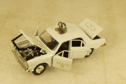 Газ-24 Волга, С Днем Свадьбы, октябрь 2003, Агат 1:43