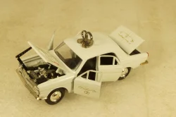 Газ-24 Волга, С Днем Свадьбы, октябрь 2003, Агат 1:43