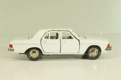 Газ-3102 Волга, белая, з-д. Газ 1:43