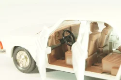 Газ-3102 Волга, белая, з-д. Газ 1:43