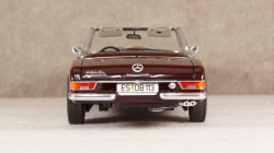 Mercedes 280 SL weinrot, 450035800, Schuco 1:18