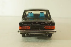 Газ-3102 Волга, черная,  Агат 1:43