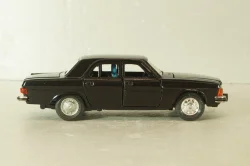 Газ-3102 Волга, черная,  Агат 1:43
