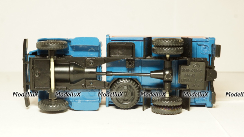 Газ-3102 Волга, черная,  Агат 1:43