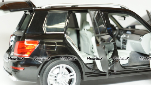 Mercedes Benz GLK, 2013, GT Autos 1:18