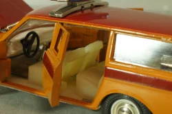 Газ-2402 Волга Аэрофлот, оранжевый, август 87г.,  Тантал/Радон 1:43