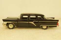 Газ-13 Чайка А15, черный салон,Тантал/Радон 1:43