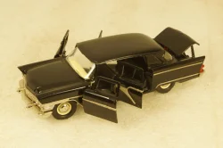 Газ-13 Чайка А15, черный салон,Тантал/Радон 1:43