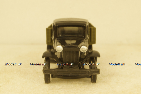 ГАЗ-АА, в боксе, з-д Арсенал, г.Ленинград 1:43