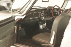 Aston Martin DB5 1964, silver, 70287, AutoArt 1:43
