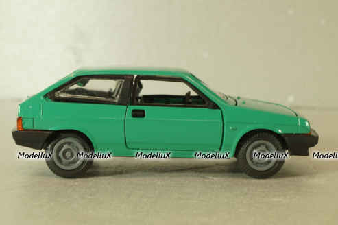 Ваз-2108 Спутник (Жигули), зеленый, январь 1990г.,  Тантал/Радон 1:43 (Новая)