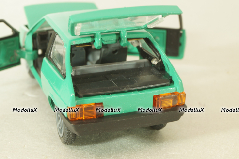 Ваз-2108 Спутник (Жигули), зеленый, январь 1990г.,  Тантал/Радон 1:43 (Новая)