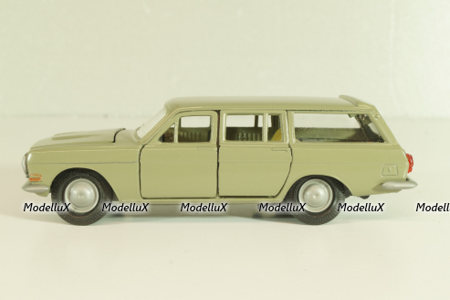 Газ-2402 Волга, зелено-серый, март 1992г., Тантал/Радон 1:43