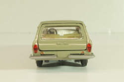 Газ-2402 Волга, зелено-серый, март 1992г., Тантал/Радон 1:43