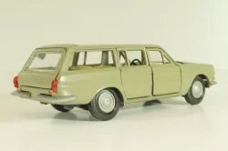 Газ-2402 Волга, зелено-серый, март 1992г., Тантал/Радон 1:43