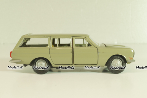 Газ-2402 Волга, зелено-серый, март 1992г., Тантал/Радон 1:43