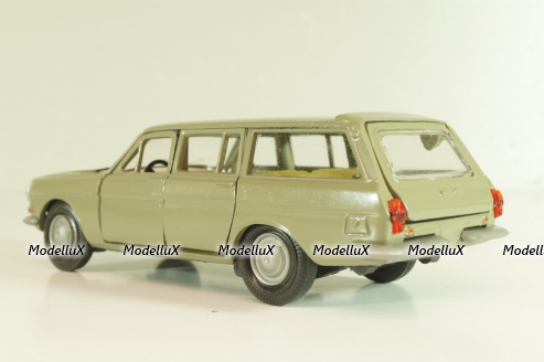 Газ-2402 Волга, зелено-серый, март 1992г., Тантал/Радон 1:43