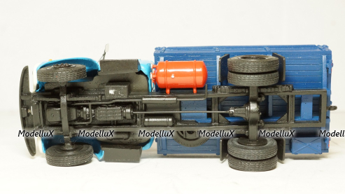 Зил 138 голубо-синий, Pegas Models 1:43