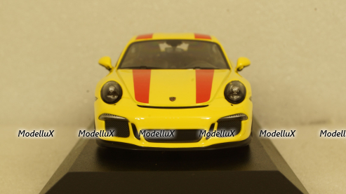 Porsche 911 R  2016, Yellow, 940066221, Maxichamps 1:43