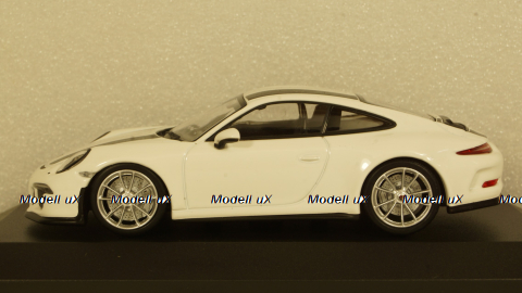 Porsche 911R (991.2) 2016, white with black strips, 940066220, Maxichamps 1:43