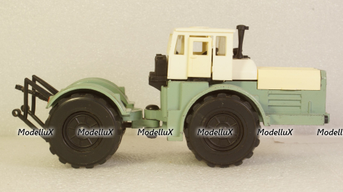 К-701 Кировец Апрель 1986, з-д Двигатель 1:43