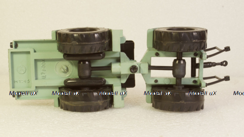 К-701 Кировец Апрель 1986, з-д Двигатель 1:43
