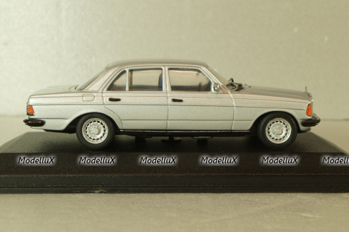 Mercedes-Benz 280 E (W123) 1976, silver, 430032208, Minichamps 1:43