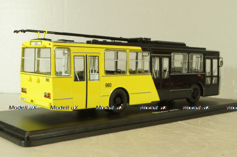 Skoda 14TR Potsdam, blac/yellow, PLC47172, Bus Potsdam, Premium ClassixXS 1:43