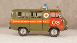 УАЗ 452 Медицинский, Конверсия 1:43