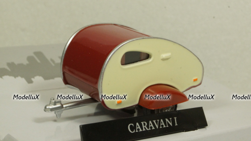 Caravan I burgundy / creamy white, Cararama 1:43